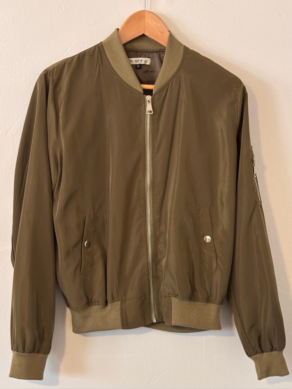 🌸 SJ Style U.S.A Women’s Large Olive Green Bomber Jacket Ribbed Hem